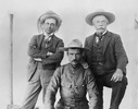 Titre original&nbsp;:  Members of Treaty 8 Commission. Date: 1899. L-R: J.A. McKenna, Inspector A. E. Snyder; Honourable James H. Ross. Image courtesy of Glenbow Museum, Calgary, Alberta.