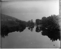 Titre original&nbsp;:  Photograph The North River, Shawbridge, QC, about 1895 David Pearce Penhallow About 1895, 19th century Silver salts on glass - Gelatin dry plate process 10 x 12 cm MP-0000.117.31 © McCord Museum Keywords:  Photograph (77678) , river (1486) , Waterscape (2986)